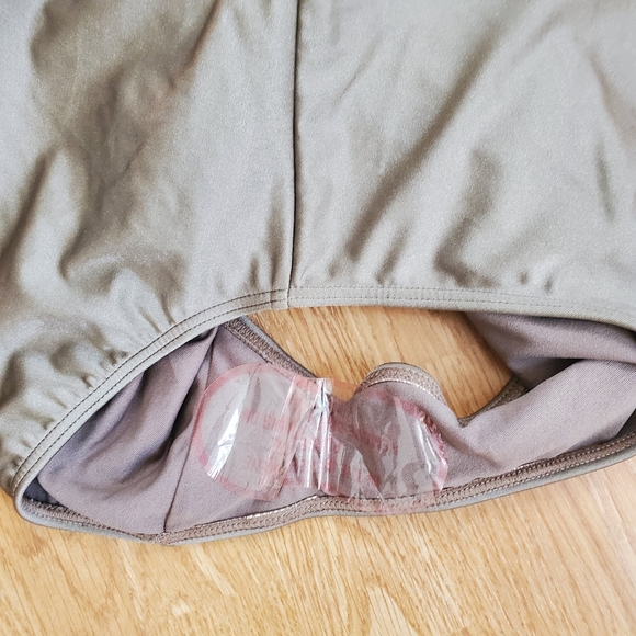 Ted Baker London Plunge One Piece Swimsuit - NEW - Picture 11 of 15